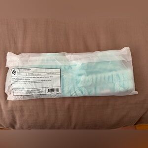 GLOSSIER Kitty Spa Headband